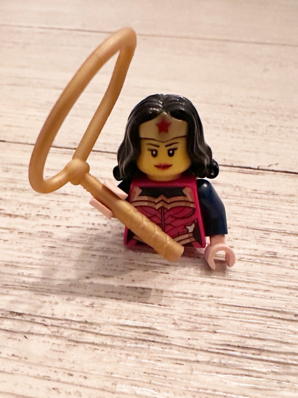 LEGO DC Superheroes Wonder Woman with Lasso SH392
